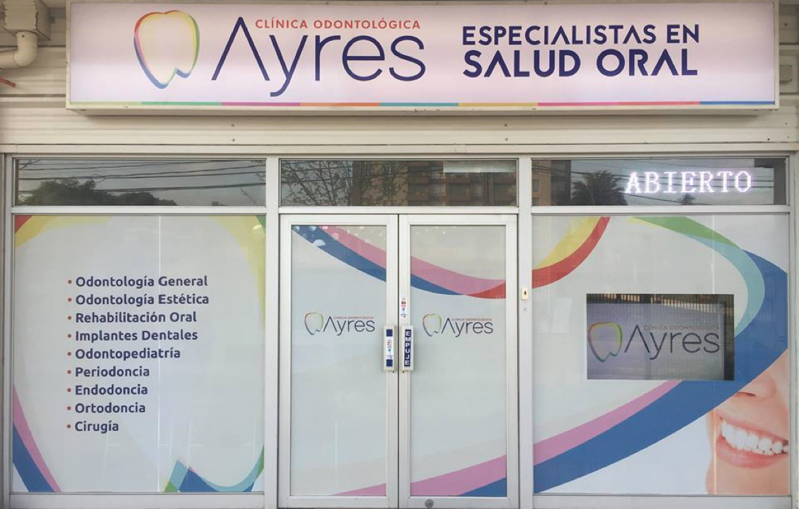 Fachada Clinica Ayres